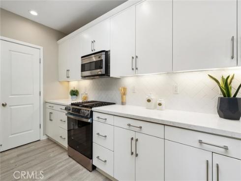 121 Excursion , Irvine, CA