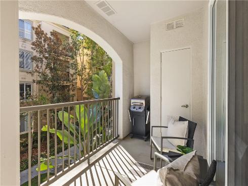 2268 Scholarship , Irvine, CA