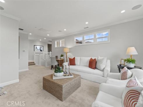 208 Radial , Irvine, CA