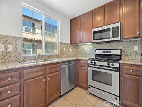 68 Dovetail , Irvine, CA