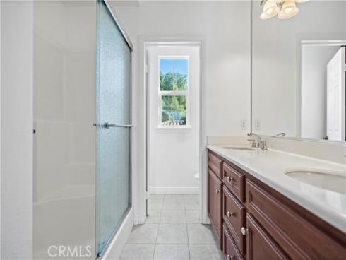 68 Dovetail , Irvine, CA