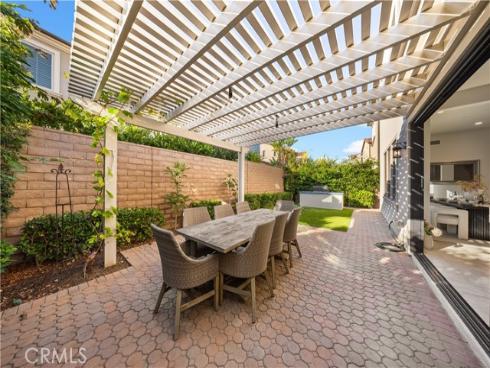 65 Glacier , Irvine, CA