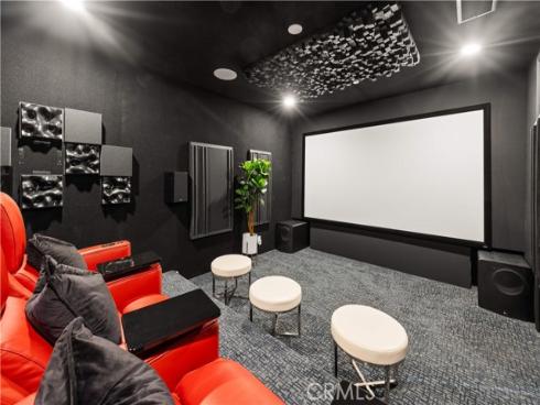 65 Glacier , Irvine, CA