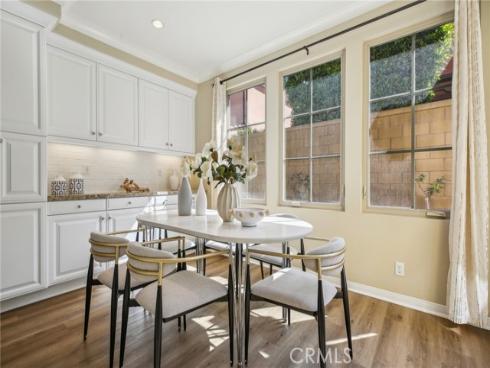 76 Bianco , Irvine, CA