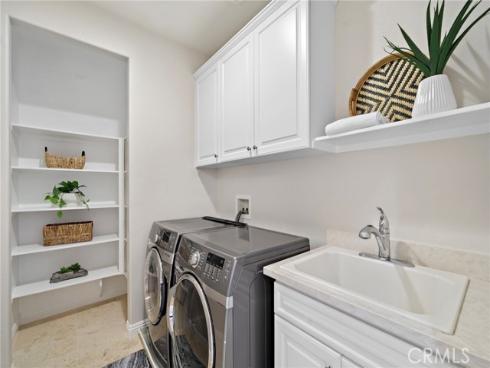 106 Fieldwood , Irvine, CA