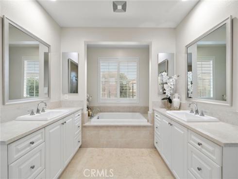 106 Fieldwood , Irvine, CA