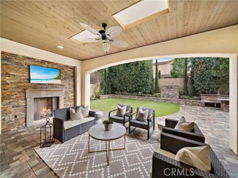 106 Fieldwood , Irvine, CA