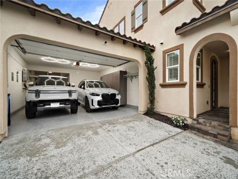 106 Fieldwood , Irvine, CA
