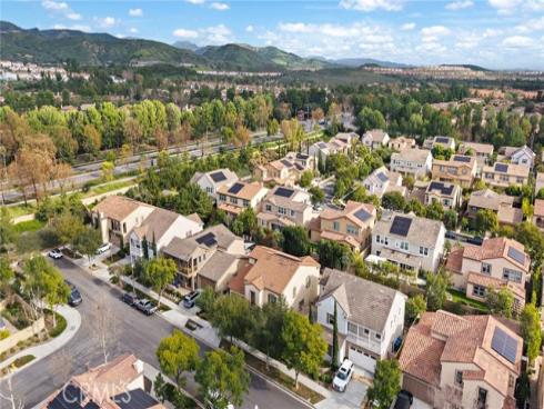 106 Fieldwood , Irvine, CA