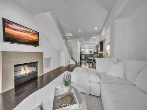 726 Rockefeller , Irvine, CA