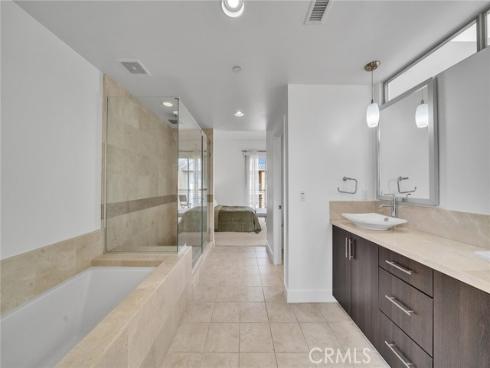 726 Rockefeller , Irvine, CA