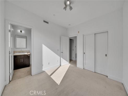 726 Rockefeller , Irvine, CA