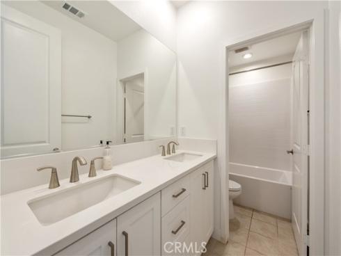 608 Grizzly , Irvine, CA