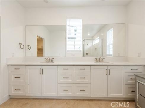 608 Grizzly , Irvine, CA