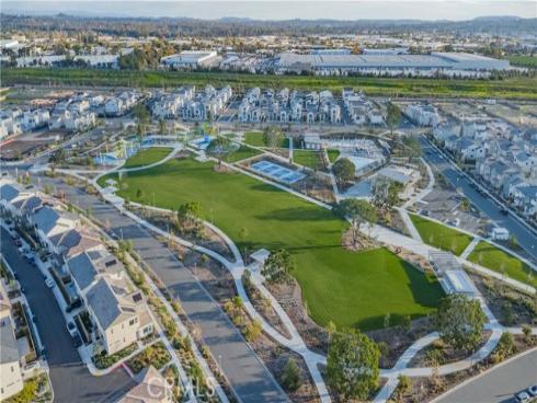 608 Grizzly , Irvine, CA