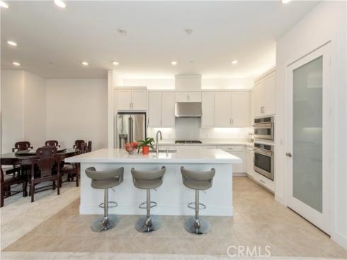 608 Grizzly , Irvine, CA