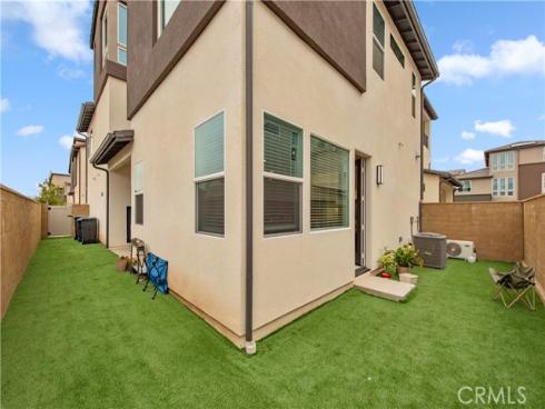 608 Grizzly , Irvine, CA