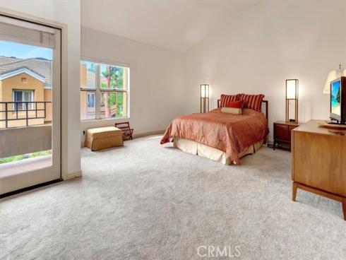 70 Lehigh Aisle , Irvine, CA