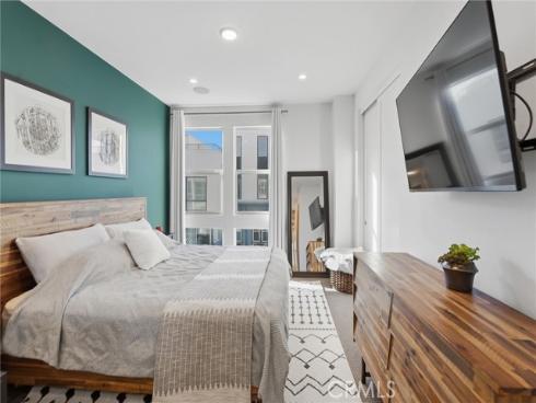 206 Placemark , Irvine, CA