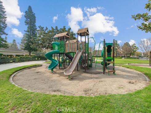 24 Millstone , Irvine, CA