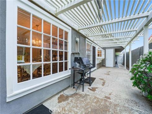 15361 Moulins Circle, Irvine, CA