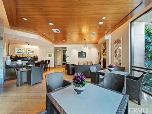 111 Bowery , Irvine, CA