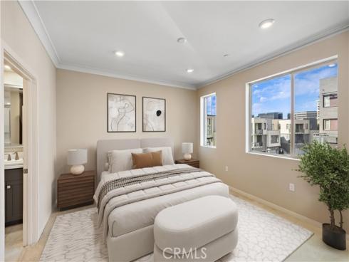 111 Bowery , Irvine, CA