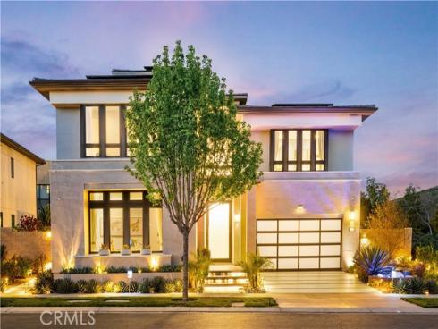 83  Lunar  , Irvine, CA