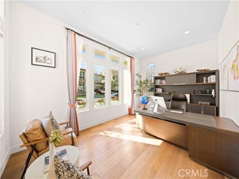 83  Lunar  , Irvine, CA