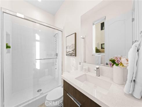 83  Lunar  , Irvine, CA