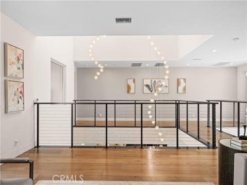 83  Lunar  , Irvine, CA