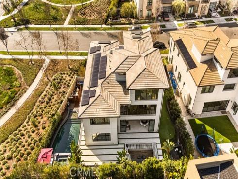 83  Lunar  , Irvine, CA