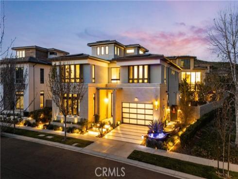 83  Lunar  , Irvine, CA