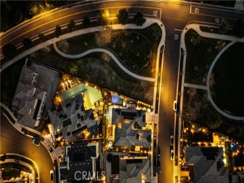 83  Lunar  , Irvine, CA