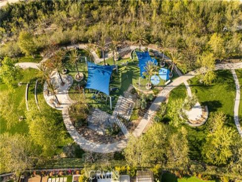 83  Lunar  , Irvine, CA