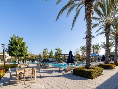 83  Lunar  , Irvine, CA