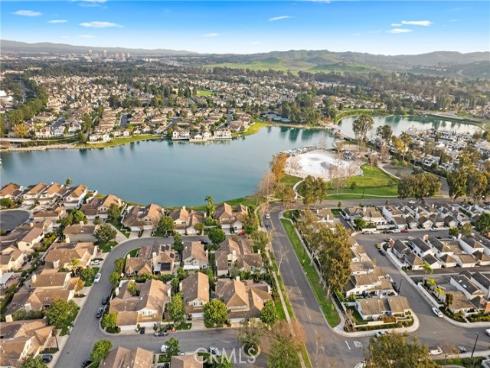 9 Singingwood #35 , Irvine, CA