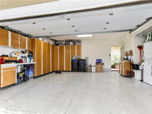 9  Singingwood #35  , Irvine, CA