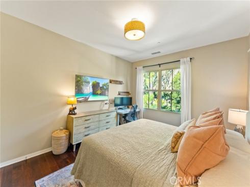 121 Calypso , Irvine, CA