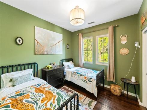 121 Calypso , Irvine, CA