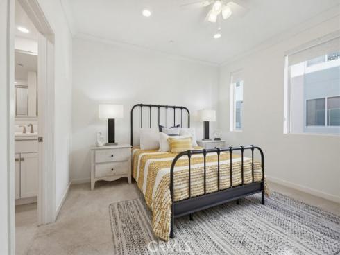 130 Tribeca , Irvine, CA