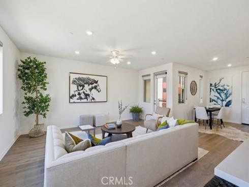 130 Tribeca , Irvine, CA