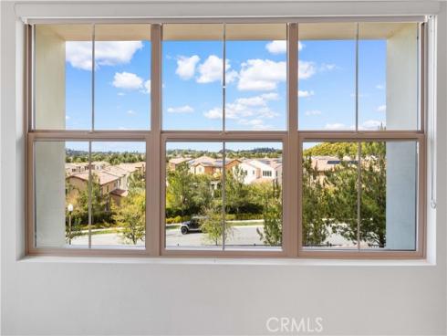 63 Longchamp , Irvine, CA