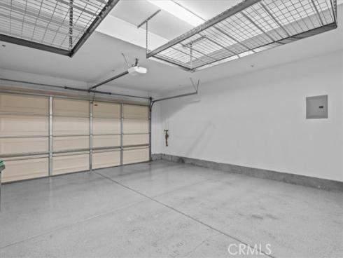 70 City Stroll , Irvine, CA