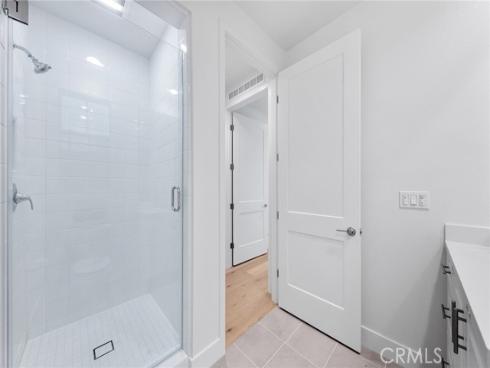 206  Collino  , Irvine, CA