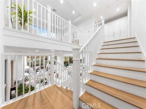 206  Collino  , Irvine, CA