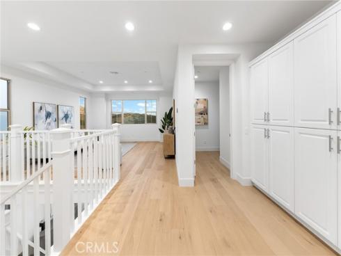 206  Collino  , Irvine, CA