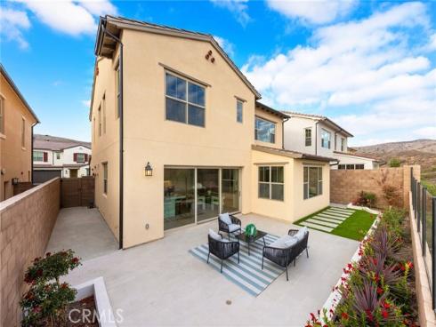 206  Collino  , Irvine, CA