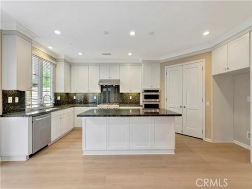 114 Chestnut Grove, Irvine, CA