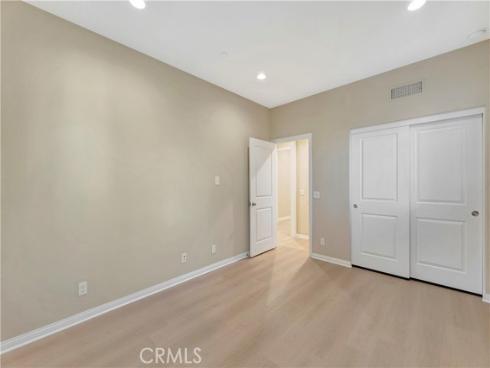 114 Chestnut Grove, Irvine, CA